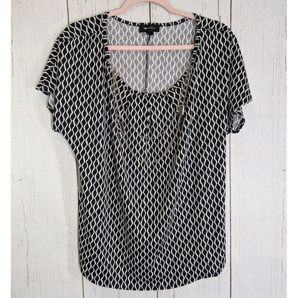 Ab‎ Studio Size Large Black White Patterned Short Sleeve Necklace Accent Blouse - Picture 1 of 7